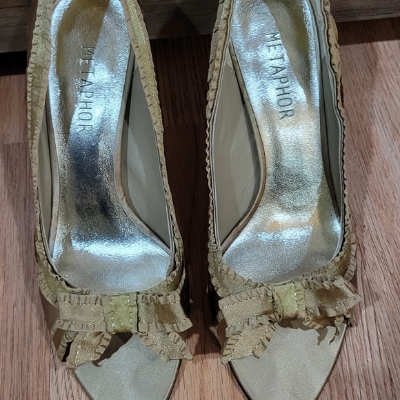 Metaphor Gold Open Toe High Heel Shoes - Picture 1 of 5